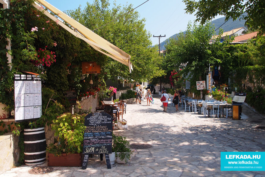 Agios Nikitas főutca, sétálóutca