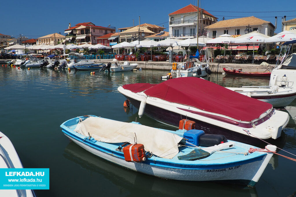 Lefkadaváros kikötő (Lefkada town port)